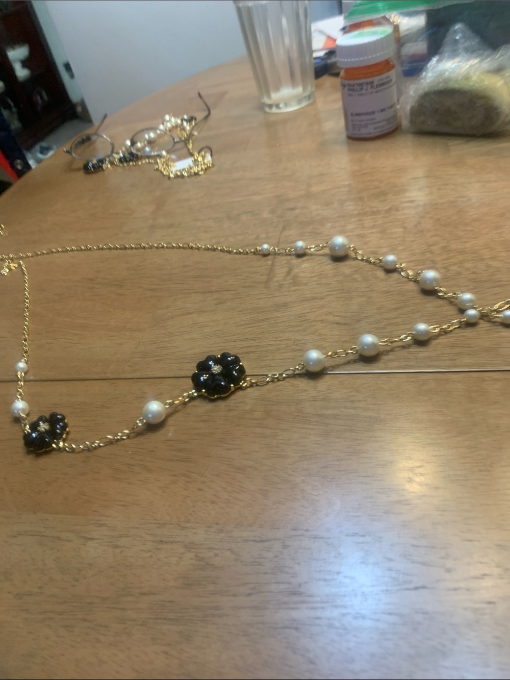 Necklace spare room